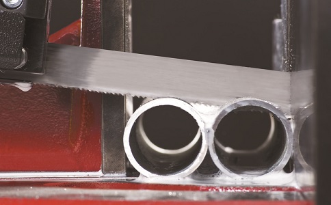 十堰锯切金属材料时出现卡带锯条原因以及处理方法？